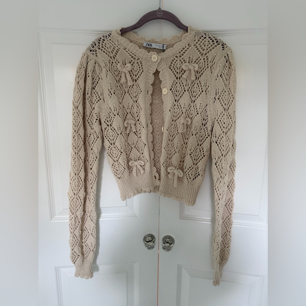 Zara Beige Knit Cardigan